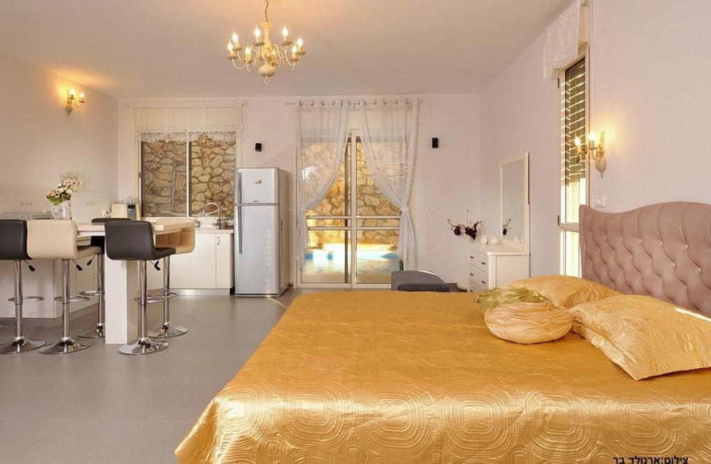 Between Sunrise And Sunset Suites Ya'ara Екстер'єр фото