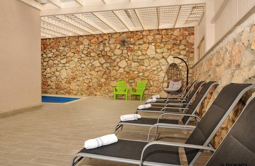 Between Sunrise And Sunset Suites Ya'ara Екстер'єр фото