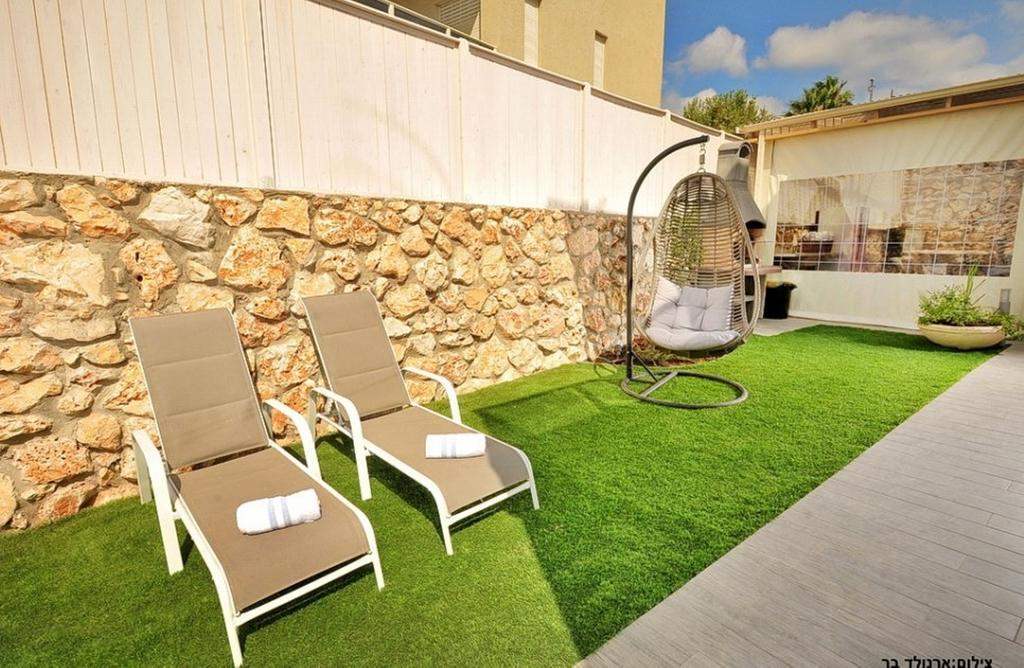 Between Sunrise And Sunset Suites Ya'ara Екстер'єр фото
