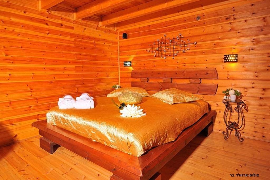 Between Sunrise And Sunset Suites Ya'ara Екстер'єр фото