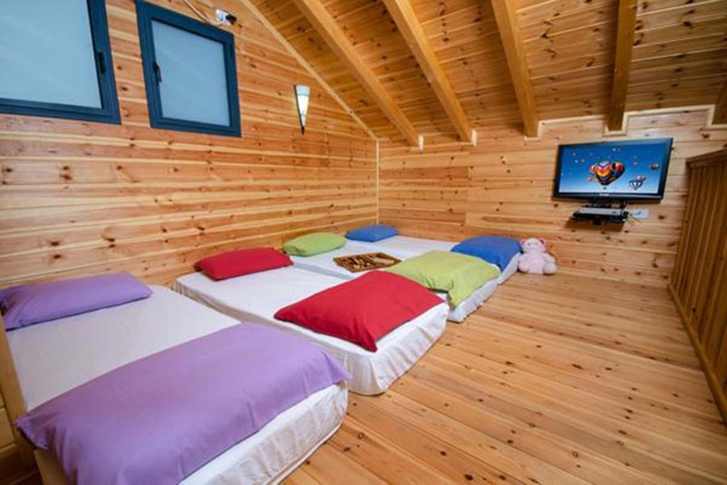 Between Sunrise And Sunset Suites Ya'ara Екстер'єр фото